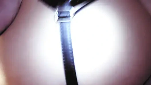 Sehr heiße herrin eva latex in der maske lutscht großen schwanz pOV ficken feuchte muschi sperma ins gesicht fetisch-ebenholzstiefel