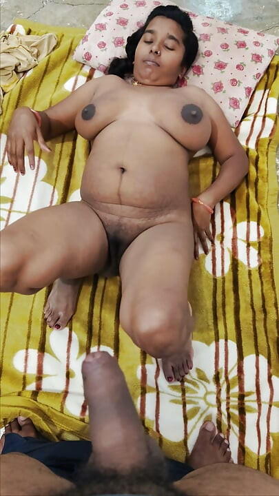 Indian desi bhabhi pussy fuck desi look - hot bhabhi pussy Fuck xxx movies.