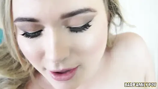 BadFamilyPOV - das blonde teen Alyssa cole lernt eine harte lektion, wenn sie von ihrem stiefvater stiehlt