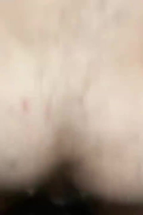 DOUÉE GROSSE ET ÉPAISSE