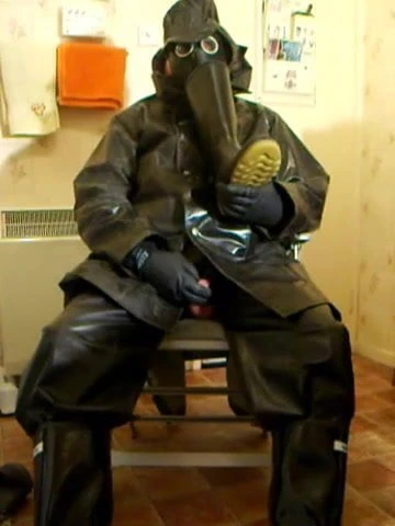 Cissy cock play.