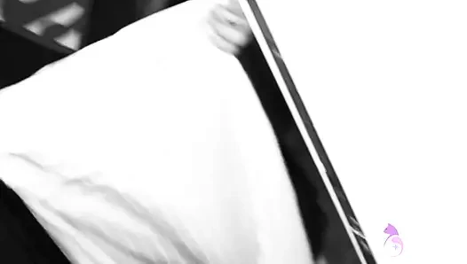 Amy Quinn - Хэллоуин, разный вид угощения