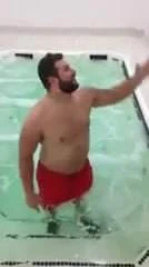 NUDE FOOTBALLPLAYER ICEBOX