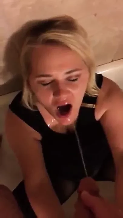 Amateur pissed on