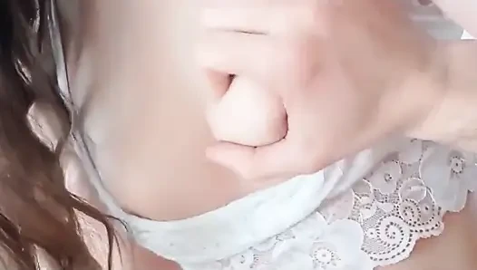 Shanaxnow Model ich habe zu meinem zimmermädchen im Bett gepfiffen! Meine frau bemerkte shanaxnow-model nicht