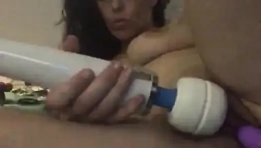 Beri aku kontol itu sayang!!