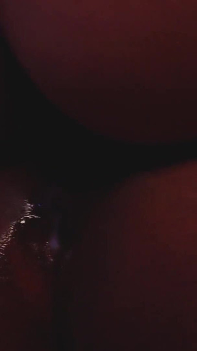 Zapanjujući trenutak iz "Lezbijke Tribbing Ebony i Latina Pretty Horny Amateur Sex - Khalessi 69"