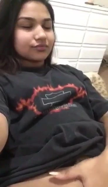 Sri Lankan girl