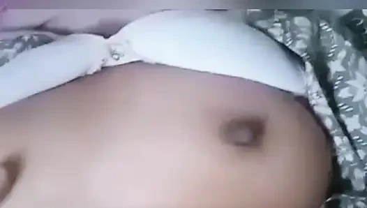 A Teacher Who Doesn't Want to Be Seen in the Movie