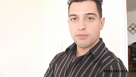 Ngentot bartender terangsang selama pesta