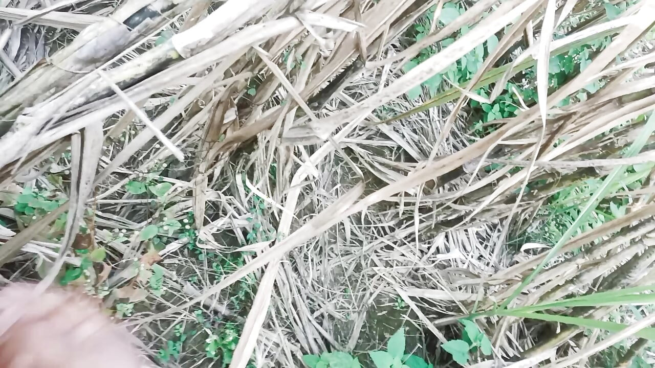 Lund wali ladki ne ki virya ki bauchhar