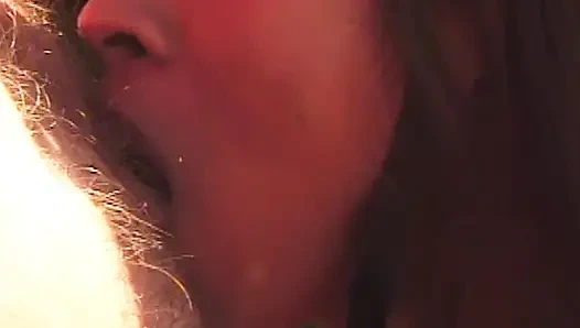 College Geständnisse: Wilder Outdoor-Blowjob