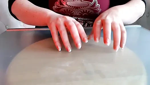 Хлопывание ногтями АСМР
