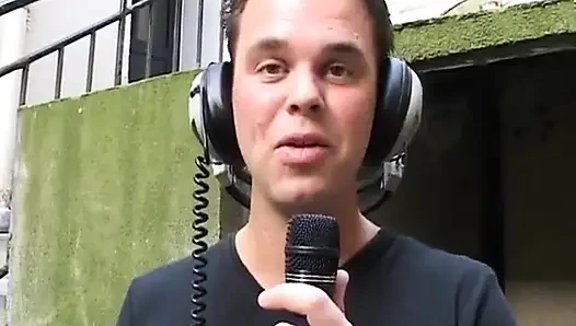 Geile MILF verführt einen reichen ceo, anal gefickt zu werden