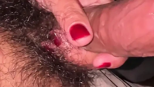 Berbagi ranjang dengan kakak ipar cantik