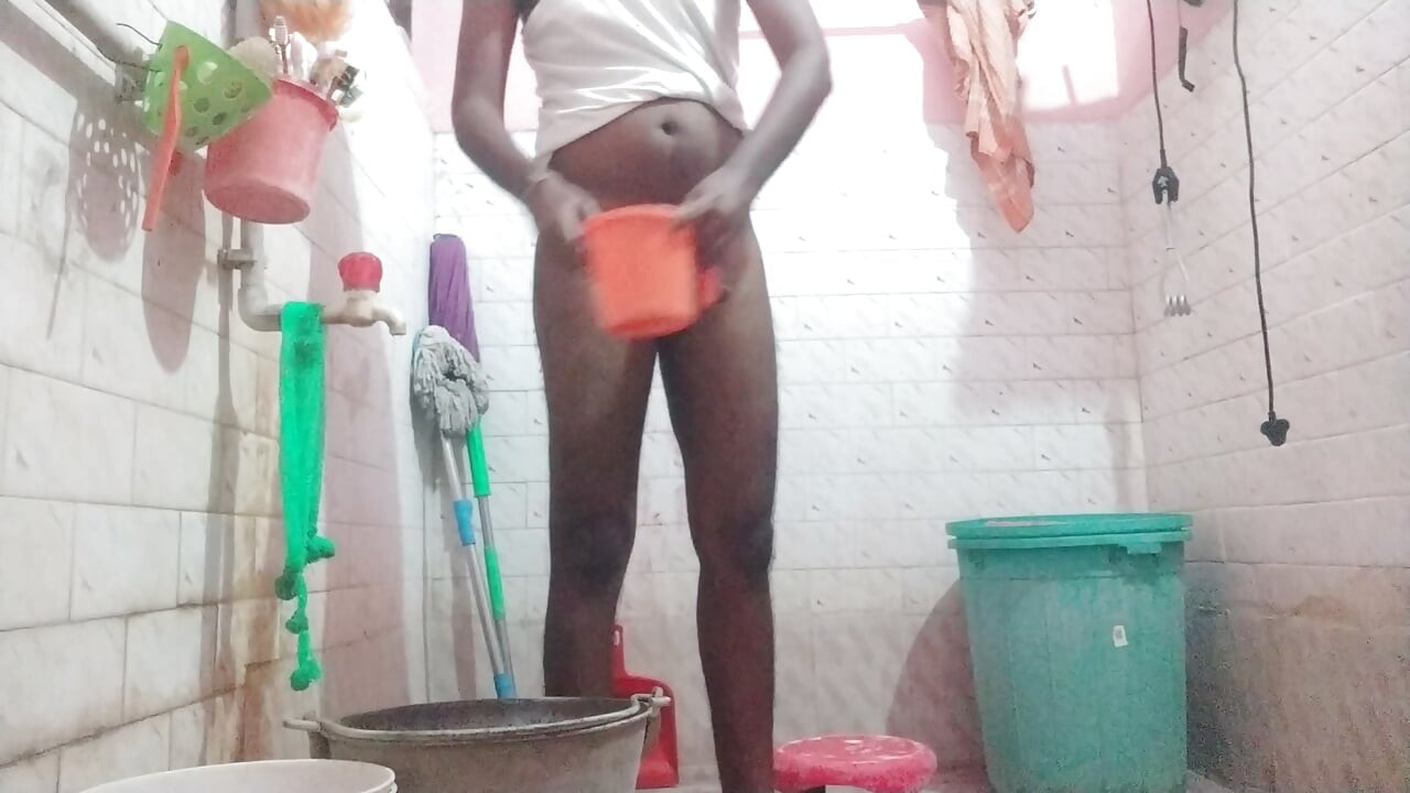 Desi Banyo