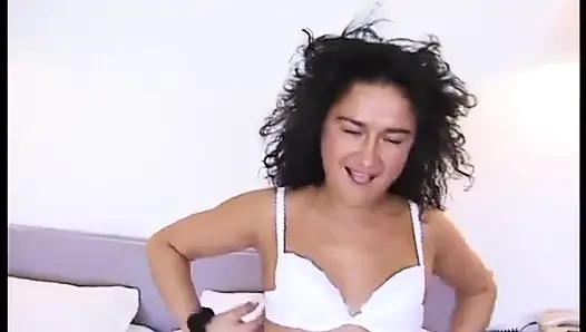 Vintage - cewek cantik lagi ngusap dan fingering itilnya
