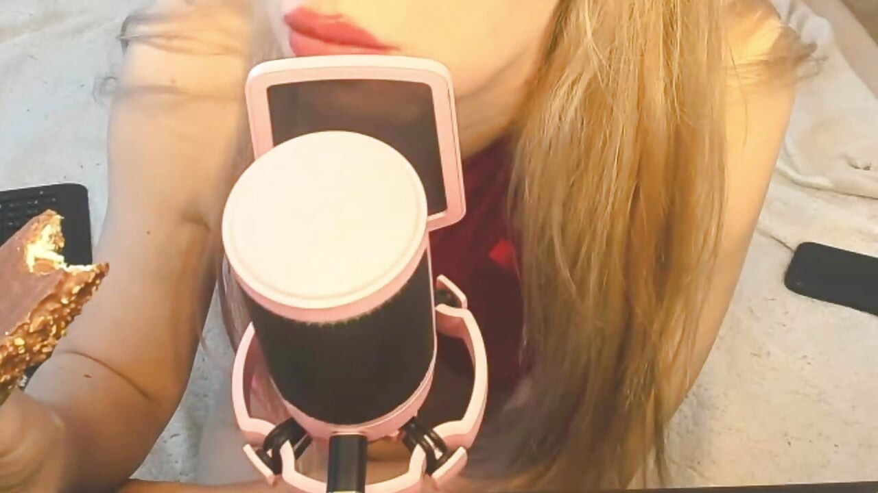 ASMR food slave lipstick