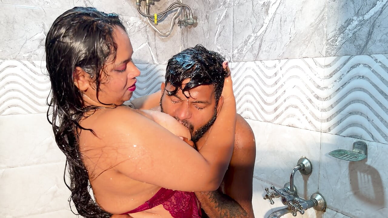 The beggar saw an open house, went inside, saw Aksha taking a bath and had sex with her.