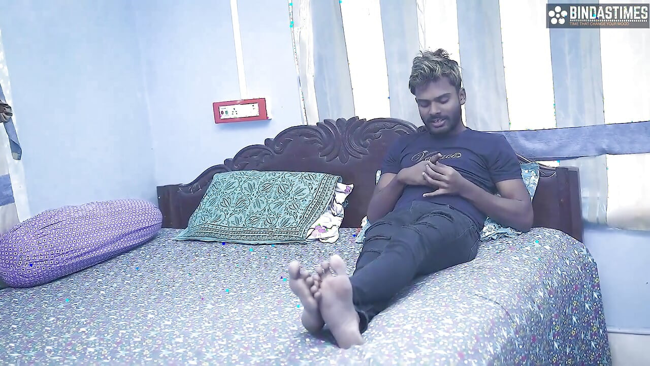 Vedeta ta Sudipa se fute anal real cu iubitul ei (audio hindi)