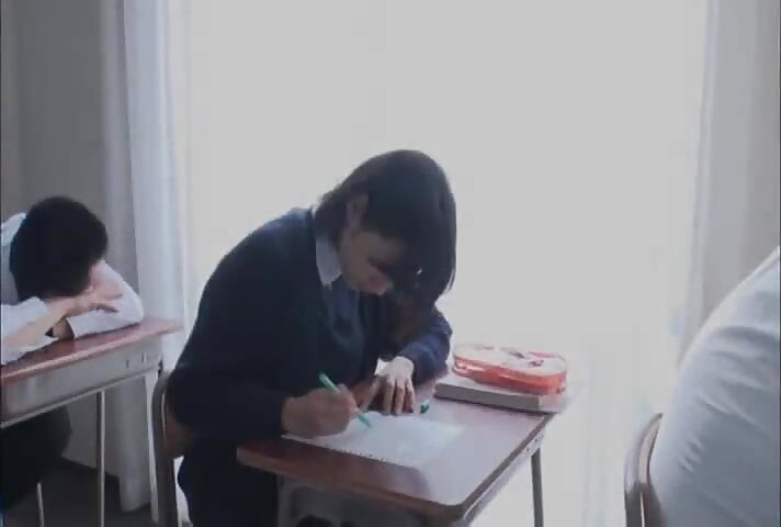 Curvilínea Imari derrete em prazer sem fim de sua sensibilidade esmagadora. - 4