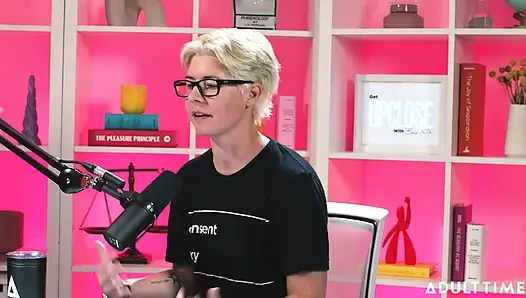 Kimmy Kimm Conquering Shame & Selling Used Panties | the Adult Time Podcast