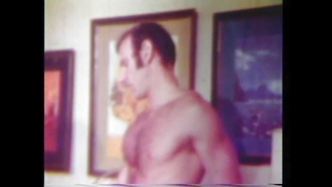 Η Rachelle Devore και τα δύο πέη της