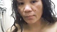 Бывшая филиппинка за границей мастурбирует для меня