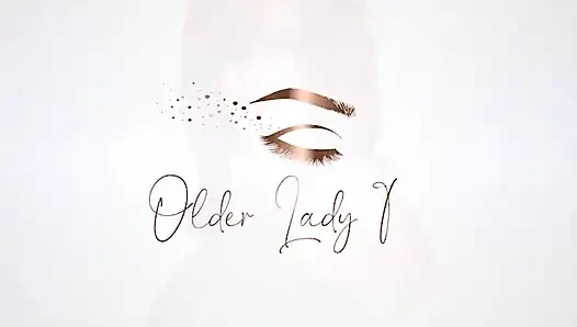 İngiliz nine poppy gerçek orgazm mastubasyonu