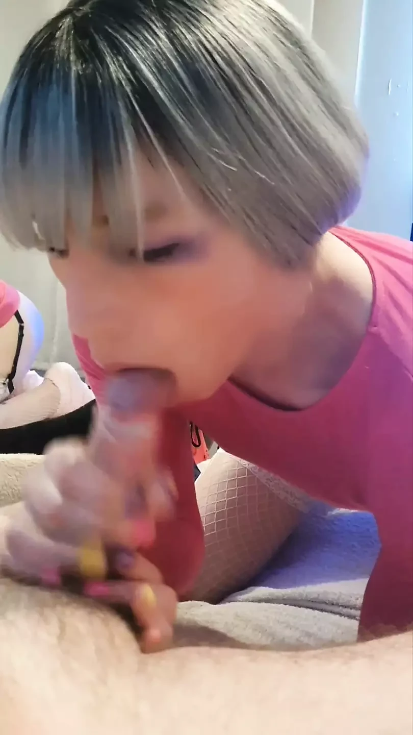 Cum Loving Sissy Takes One in the Mouth