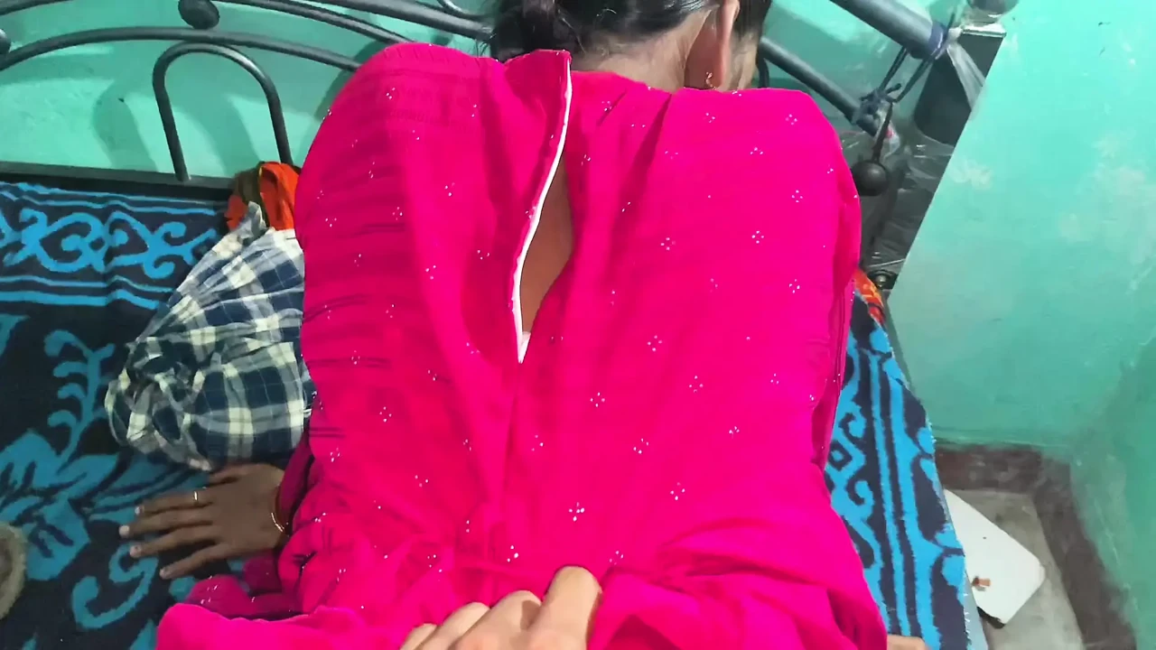 Khubsurat gand Bihari ladki doggy banakar chudai kiya khubsurat chut chudai