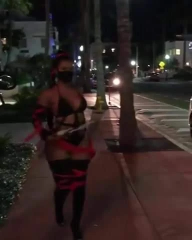halloween girl 2 big fat ass