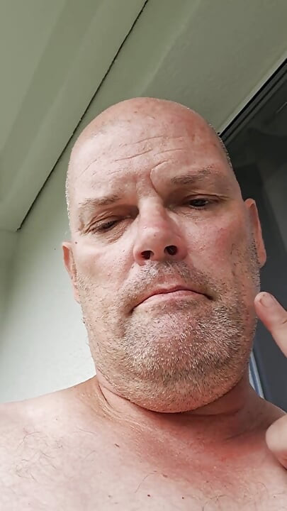 Balcony Games of a Slut