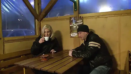 Kocasının önünde ırklararası sikiş