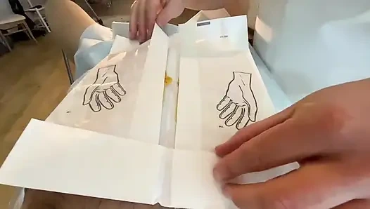 Nyonya April dominatrix - menjahit kontol klinis