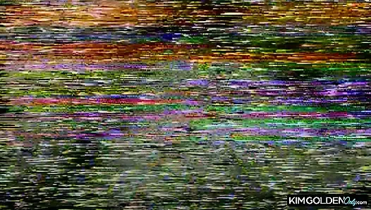 Heisser Sex mit kurviger Bruenetten und muskuloesem Hengst