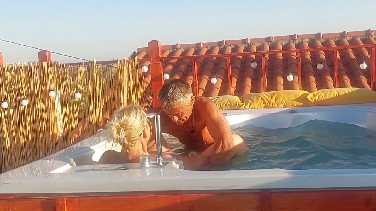 Selena's Outdoor Sex Games
