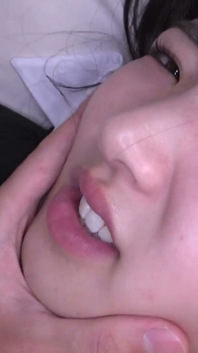 Recruit suit SEX ban lifted before job hunting! Tear the pantyhose and make a lewd turn! [Yuna (21)] | Clip 1
