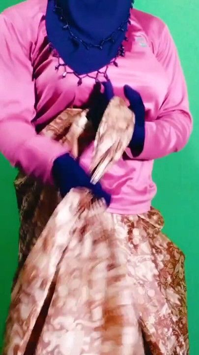 Sex with friend's wife wearing a very beautiful and sexy saree | Clip 3