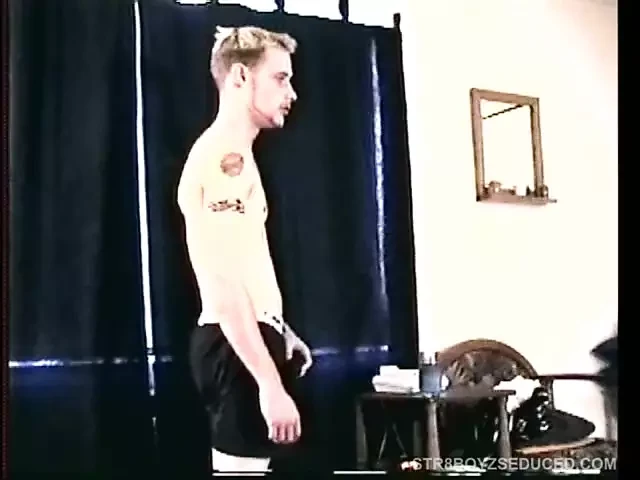 Touch My Cock Str8 Boy Buzz