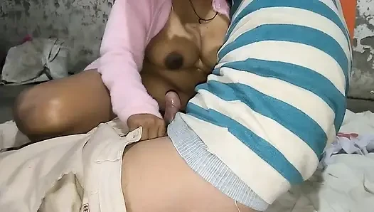 Meine ehefrau mit großen möpsen fickt freund von ehemann