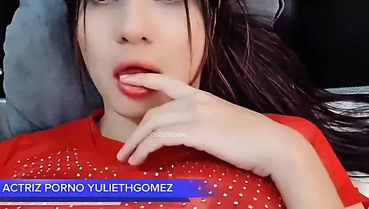 Üniversite 18 yaşındaki kız kendini kaydediyor