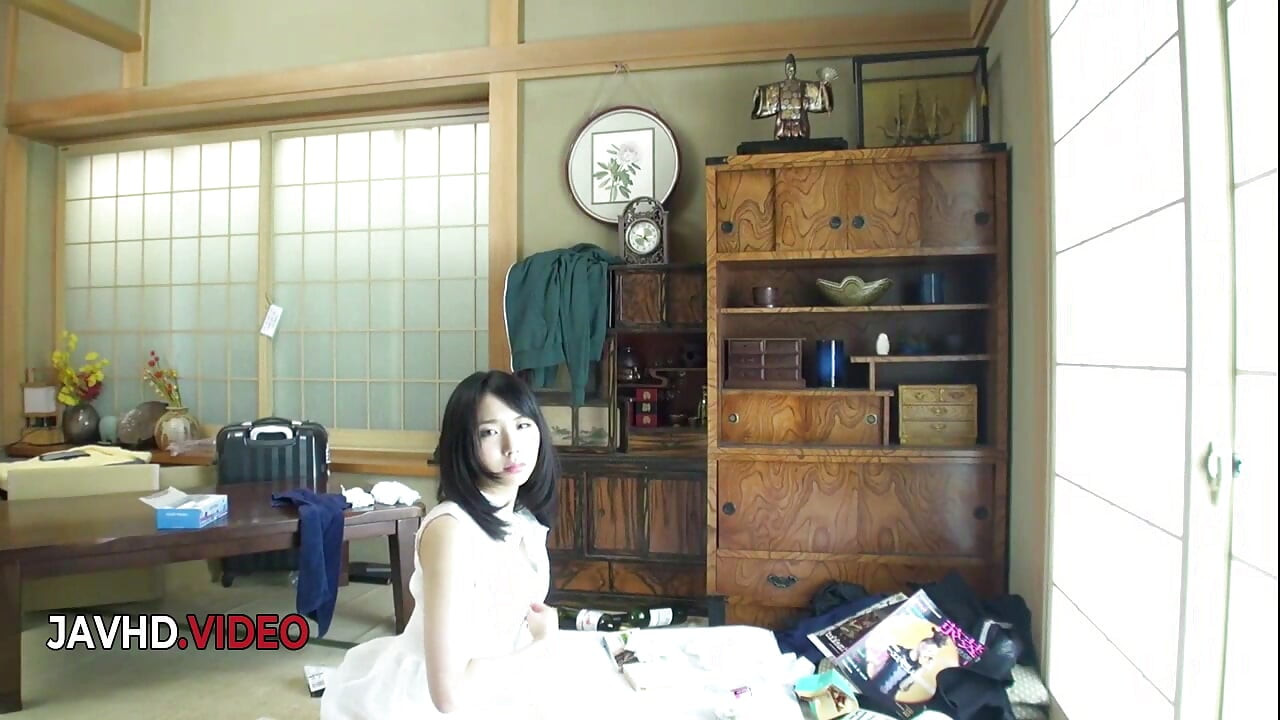 Ayumu Ishiharas intense japanske blowjob og creampie-scene