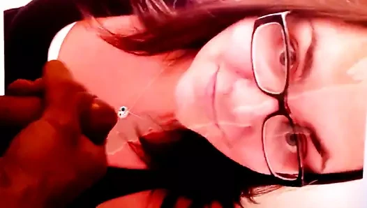 Missdeecutie'ye saygı duruşu