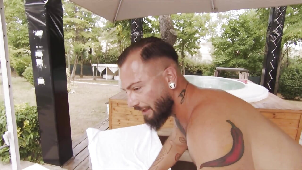 Tattooed Hottie Takes Intense Anal Pounding Outdoors