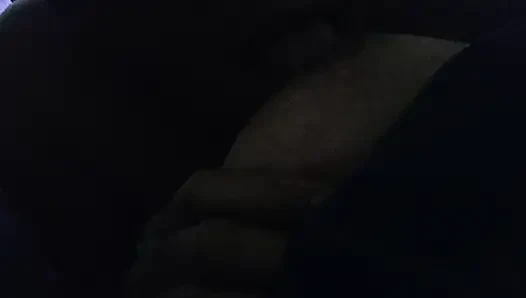 Die titten der ehefrau lutschen