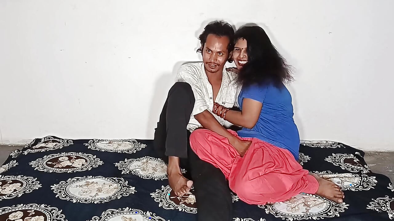 Indian MILF with Perfect Round Ass and Boobs Giving Blowjob and Rides Cock Until Creampie