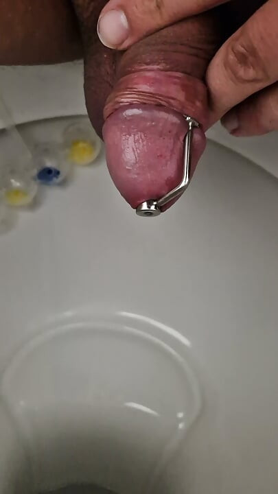 Pag-ihi gamit ang dilator