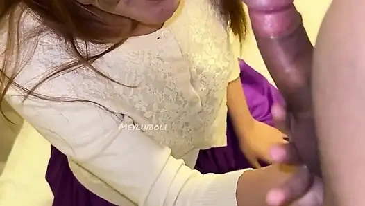 Bolivian Cholita Fucks the Owner of the House While the Wife Rests