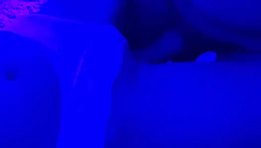 Little Thai: Papa, ich wurde auf der Party meines besten Freundes mit Sperma, Milch und Sahne gefüllt.
